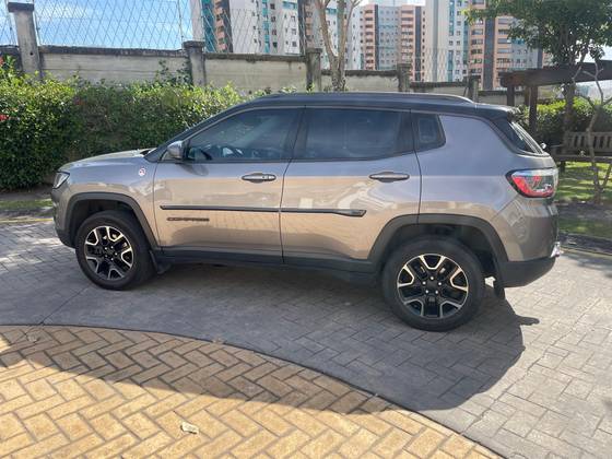 JEEP COMPASS 2.0 16V DIESEL TRAILHAWK 4X4 AUTOMÁTICO JEEP COMPASS 2.0 16V DIESEL TRAILHAWK 4X4 AUTOMÁTICO